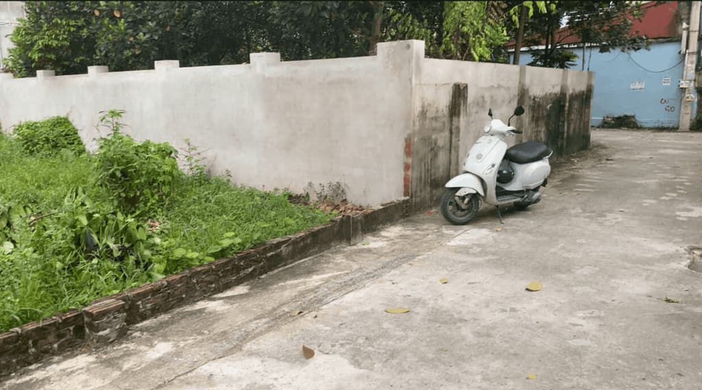 Main-Chính chủ cần bán 100m² đất thổ cư ,cạnh đường trục cao tốc NamHN, có sổ,ô tô tránh nhau thoải mái.-0