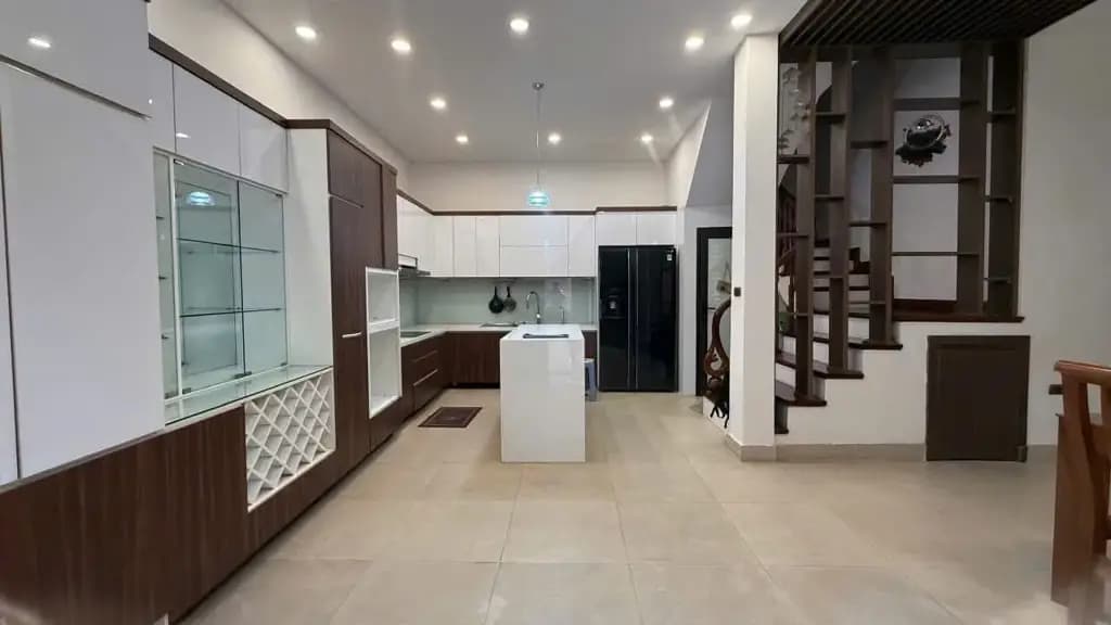 Main-Cho thuê nhà nguyên căn phố Vũ Thạnh , 4 ngủ - ô tô đỗ cửa-3