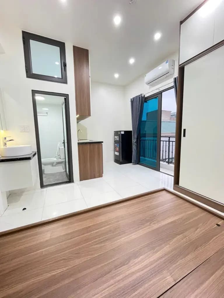Main-Cho Thuê Ccmn 24m Full đồ đẹp thoáng ban công cửa sổ tại 204 Tôn Đức Thắng, Đống Đa-0