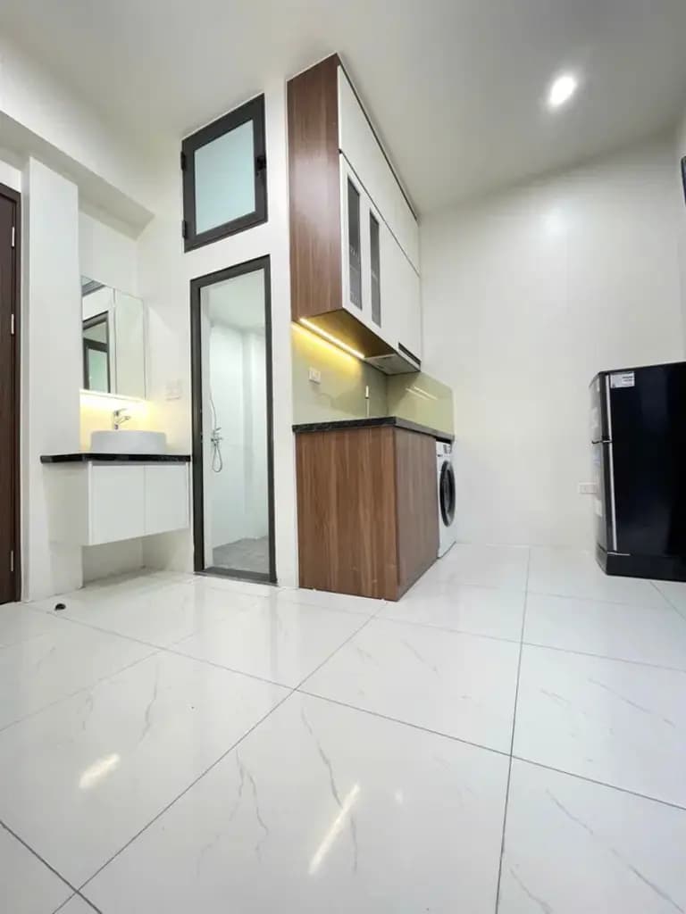 Main-Cho Thuê Ccmn 24m Full đồ đẹp thoáng ban công cửa sổ tại 204 Tôn Đức Thắng, Đống Đa-2