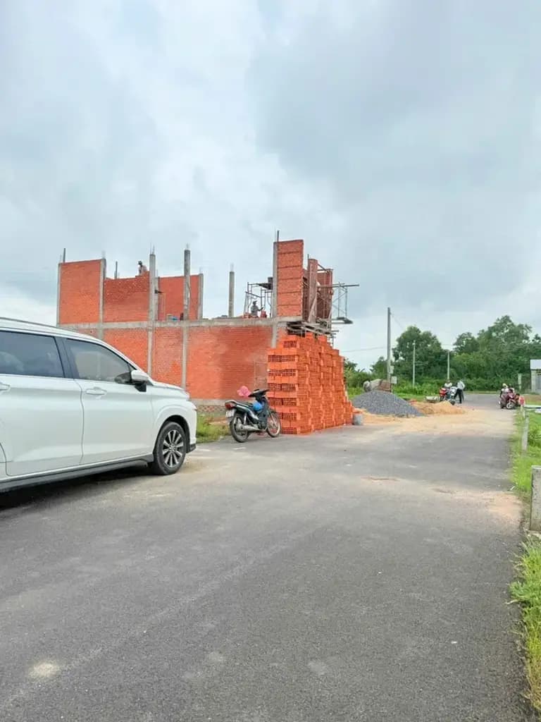 Main-Cần bán Nhà Mới Xây Tân An Hội,1 Trệt 1 Lầu,DT 100m2 ,Sổ Riêng-4