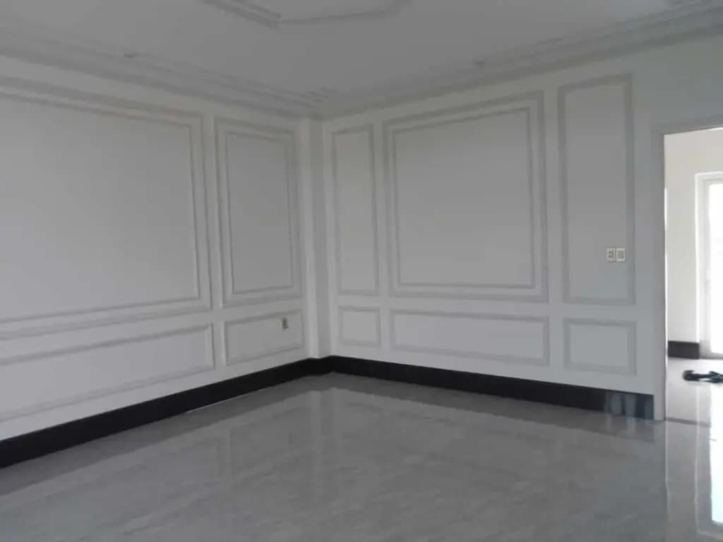 Main-Nhà gần chợ 70m2 xây 1 trệt 2 lầu, giá 1 tỷ 950. Sổ riêng sẵn-2