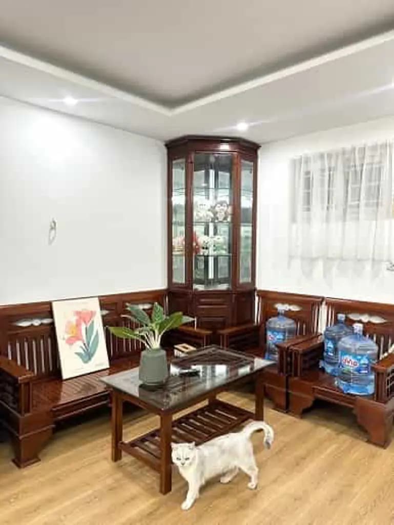 Main-Chính chủ cho thuê căn hộ tầng 7 đường Hoàng Hoa Thám, P.Ngọc Hà, HN; 0966 881 990-1