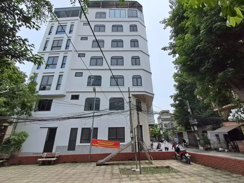 Cho thuê tòa nhà VP 80m2, 8 tầng, giá 55tr tại Lê Trọng Tấn, Thanh Xuân