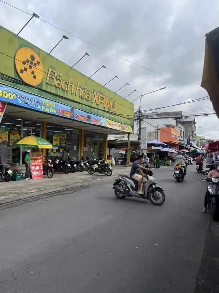 Cho thuê mặt bằng kinh doanh 120m, chợ Lộc Lâm Hố Nai, thông suốt dễ setup
