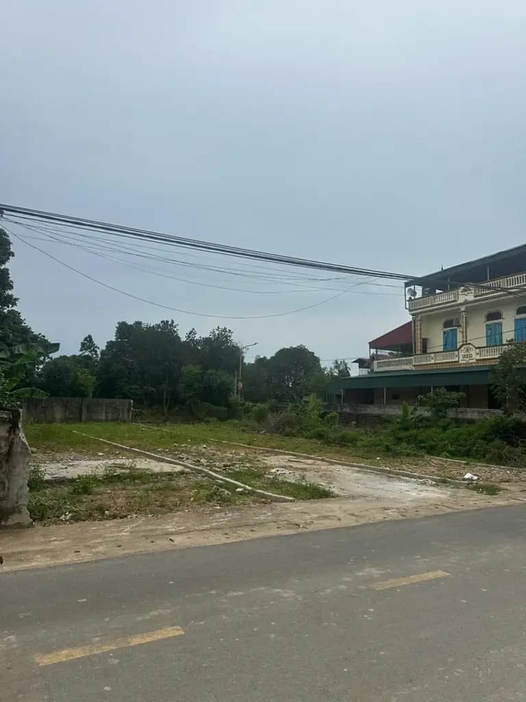 Bán Đất 139.9m2 sẵn thổ cư giá 3 tỷ tại Hòa Lạc trục chính kinh doanh