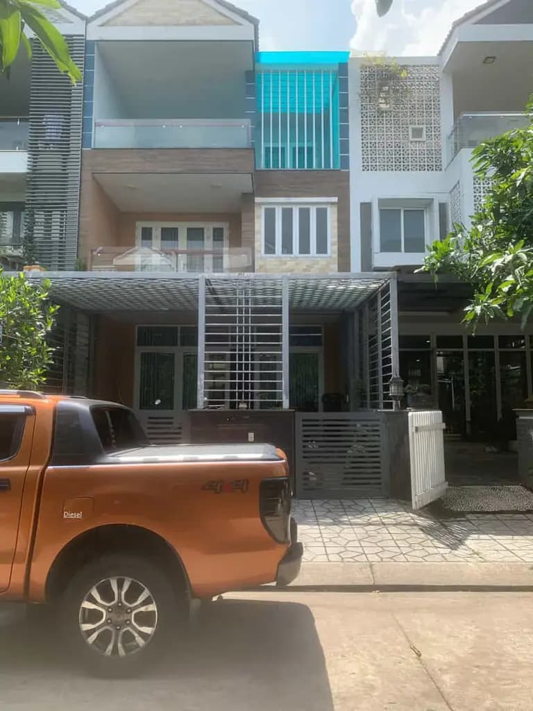 VILLA COMPOUND JAMONA HOME RESORT THỦ ĐỨC 4PN,FULL NỘI THẤT,GIÁ 19TR