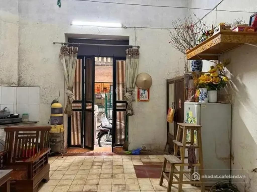 Main-Cho thuê nhà riêng: HIẾM! Tầng 1 biệt thự Pháp cổ Nguyễn Huy Tự 30m² + sân rộng-3