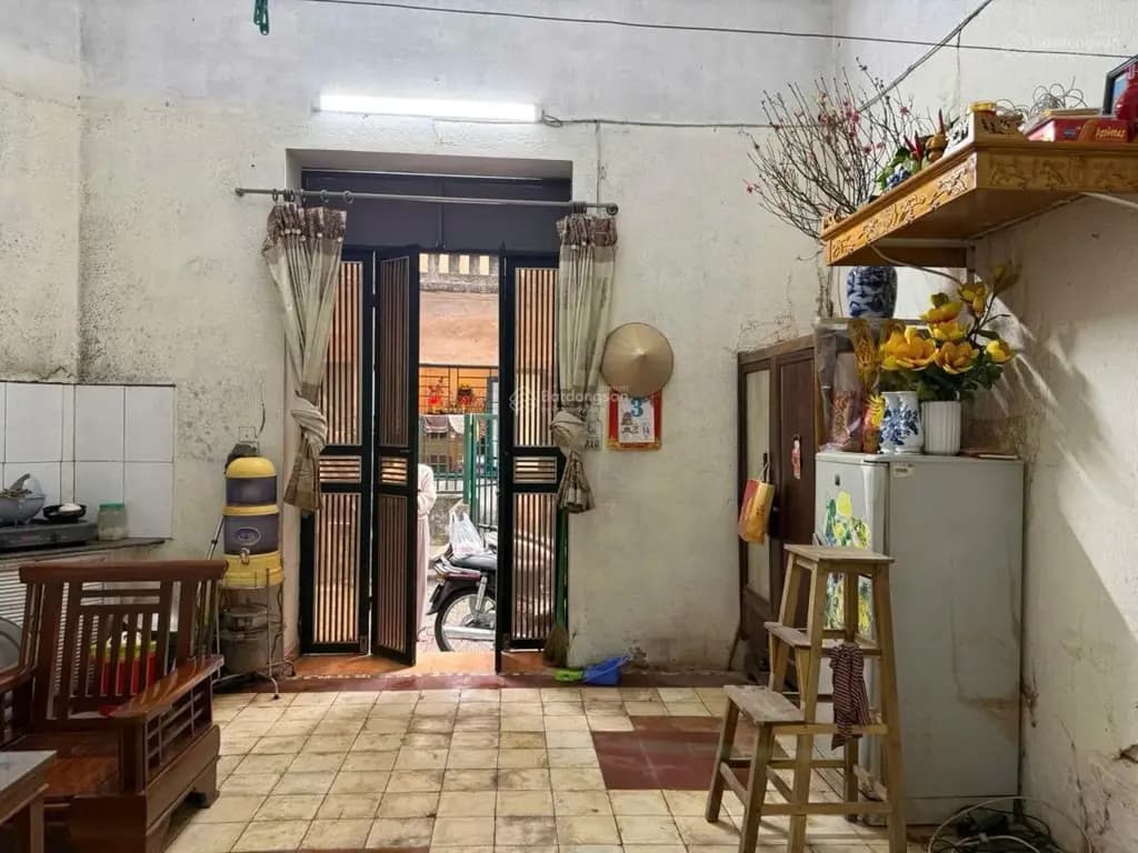 Main-Chính chủ cho thuê nhà Phố Nguyễn Huy Tự - Hai Bà Trưng - 30m2 - tầng 1 - 4,5tr/tháng-1