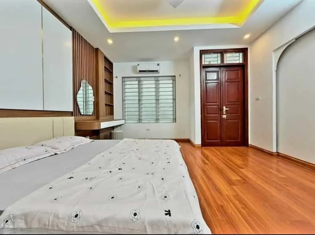Main-Bán nhà phố Giáp Bát 42m2*5 tầng, MT 4.8m, giá 9.5 tỷ-3