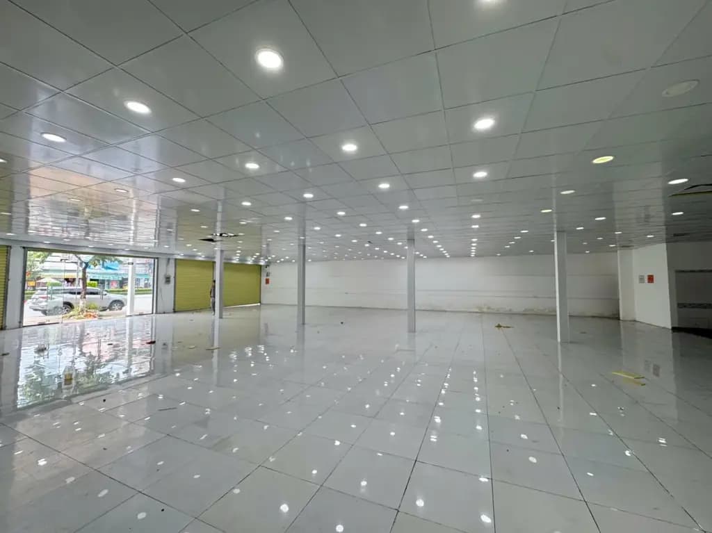 Main-CHO THUÊ MẶT BẰNG KINH DOANH - MẶT TIỀN NGANG 25M ĐƯỜNG NGUYỄN VĂN CỪ CẦN THƠ-0