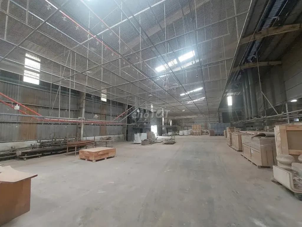 Cho thuê 2500m2 Xưởng khánh Bình Tân Uyên ,PCCC tự động , G.tờ đầy đủ