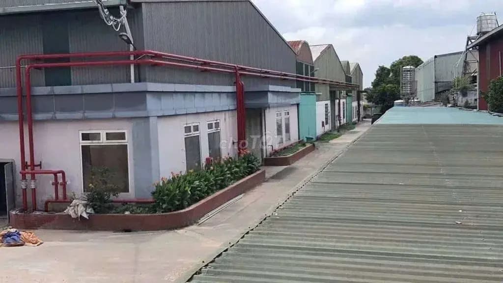 Main-chính Chủ Cho Thuê Nhà Xưởng 2000. Thuận An, 3.5usd/m. giấy tờ đầy đủ-2