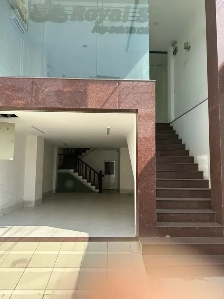Main-CHO THUÊ NHÀ CÓ THANG MÁY & HẦM ĐỂ XE - MẶT TIỀN ĐƯỜNG NGUYỄN THỊ MINH KHAI CẦN THƠ-1