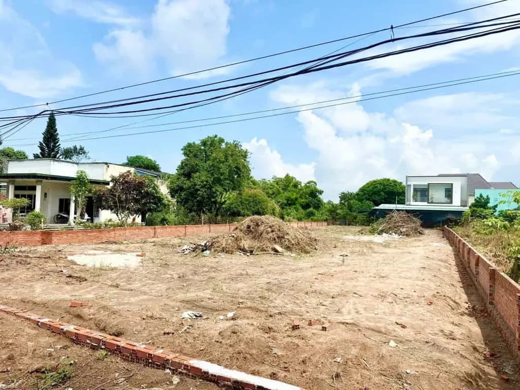 Main-Chuyển nhượng và Bán 2 lô liền kề Mặt tiền khu trung tâm hiện hữu, mặt tiền đường-1