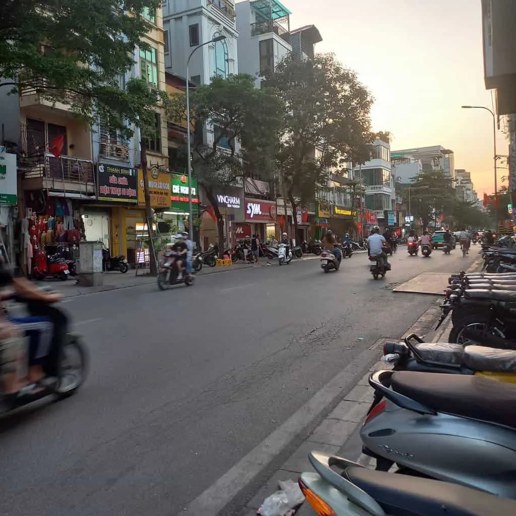 Main-CHÍNH CHỦ CHO THUÊ CĂN HỘ TẦNG 3 TRONG TOÀ NHÀ 9 TẦNG 346 MẶT PHỐ KHÂM THIÊN - ĐỐNG ĐA-1