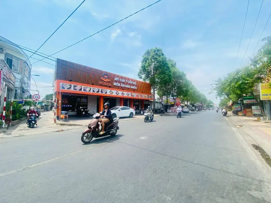 Main-Bán nhà giá rẻ dt 132,4m2 đường quốc lộ 50, thị trấn cần giuộc, long an giá 2,9 tỷ-0