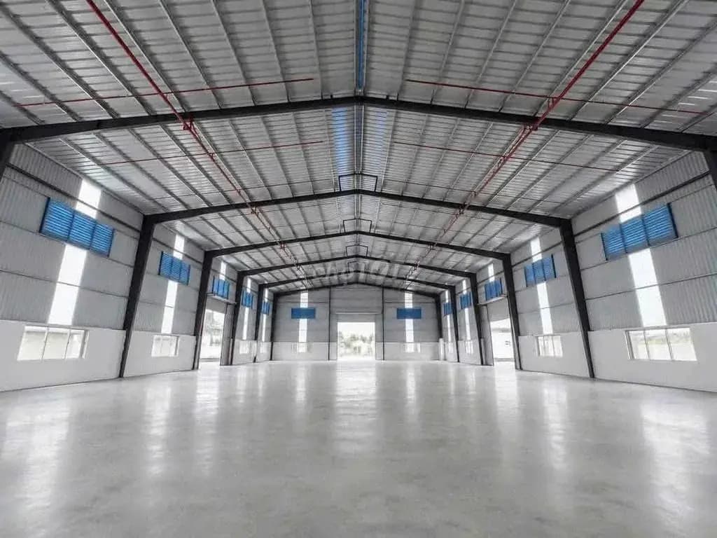 Main-Cho Thuê 2100m2 Xưởng Tân Uyên , Gía 210 tr ,PCCC tự động ,G.tờ đầy đủ-1