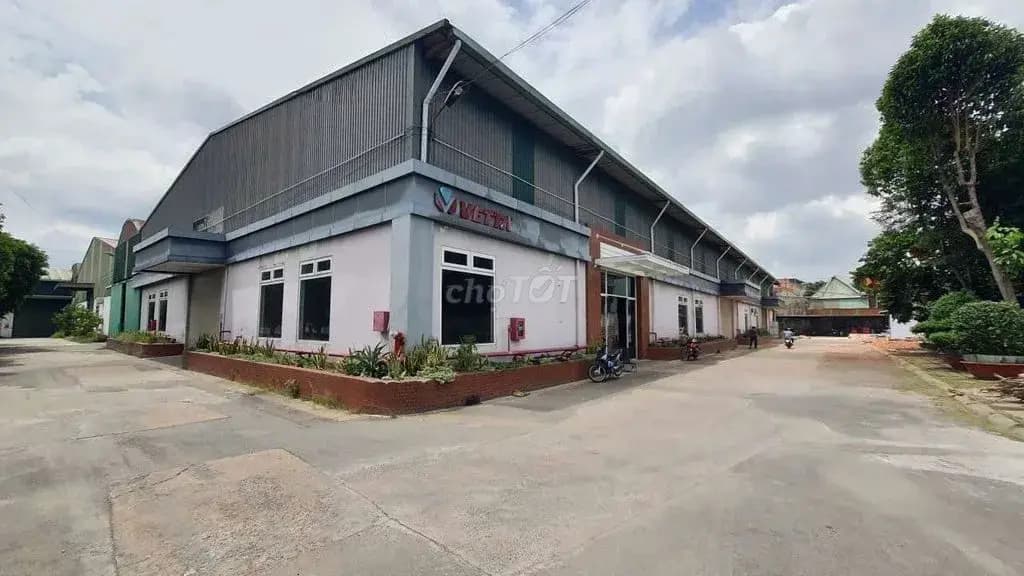 Main-Cho thuê Kho, nhà xưởng 2400m2 giá 180 triệu tại - Chọn - Phường An Phú Thị xã Thuận An Bình Dương-1