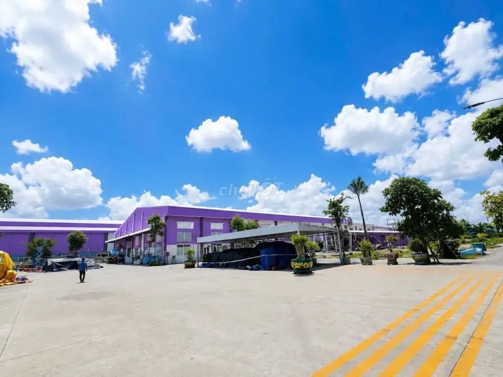 Main-Cho thuê 2647m2 Xưởng trong KCN Bến Cát ,PCCC tự động,S.X đa nghành-1