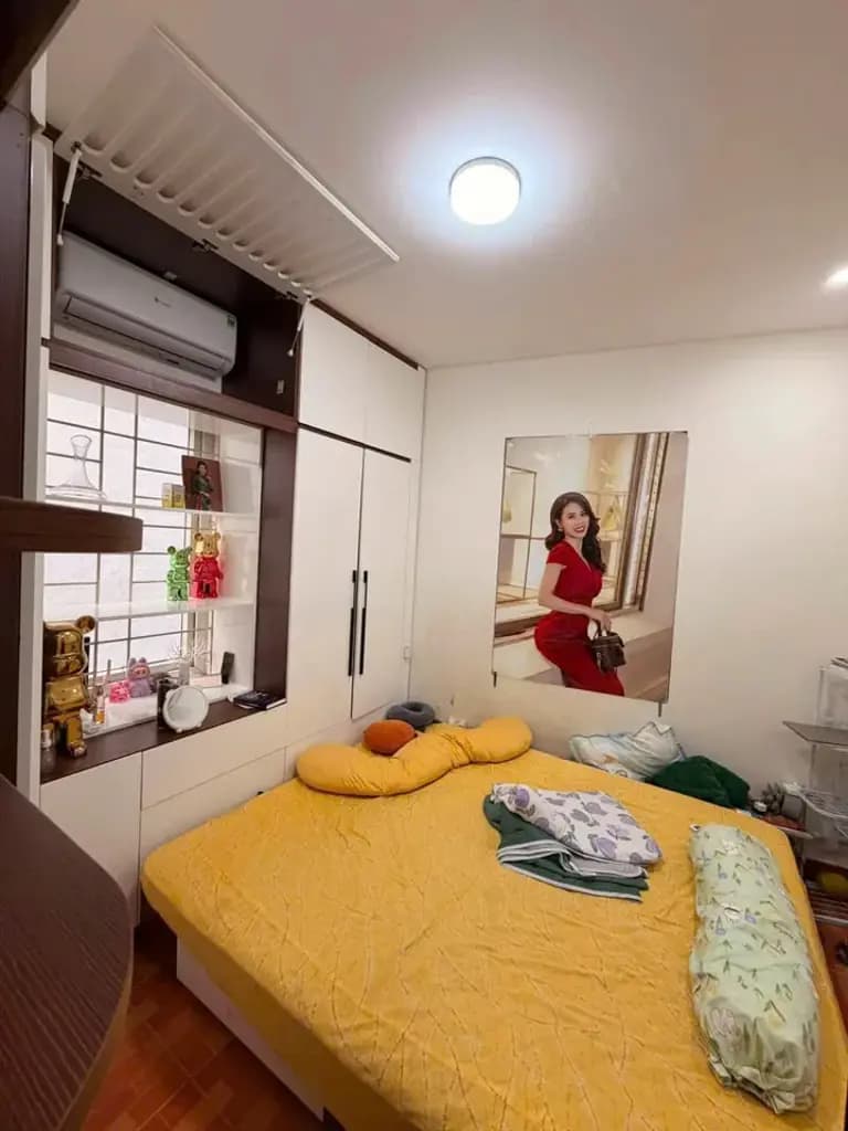 Main-Cho thuê nhà nguyên căn Lạc Long Quân 50m2 , 6 ngủ - 2 mặt ngõ ô tô-1