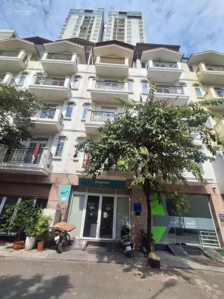 Main-Cho thuê Nhà Liền Kề 96 Nguyễn Huy Tưởng ( Thanh Xuân) 75m2 x 5 tầng , có thang máy giá 45 triệu tại Phường Nhân Chính Quận Thanh Xuân Hà Nội-0