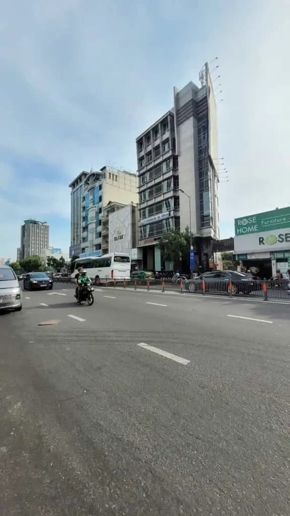 Main-MT ngay Nam Kỳ Khởi Nghĩa,Q.3 - 23x30m(CN:666m2)CT: 2H+10T - Gía: 280 tỷ TL-1
