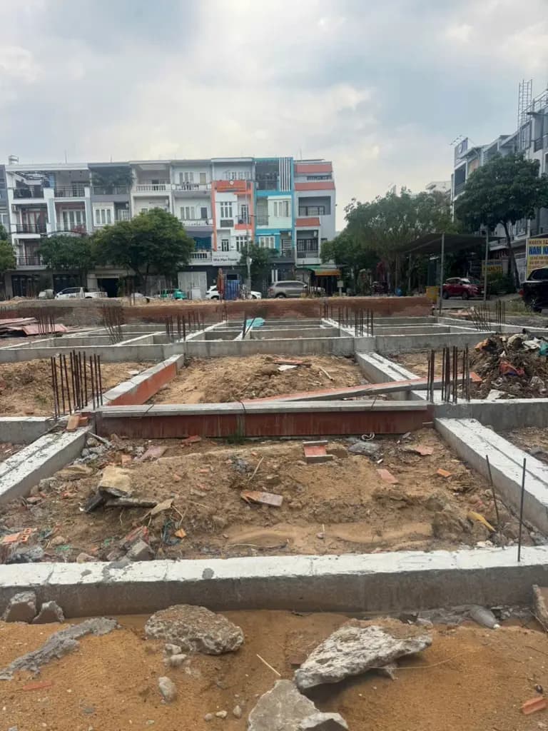 Main-Bán đất khu cán bộ lê văn việt 4x17-0