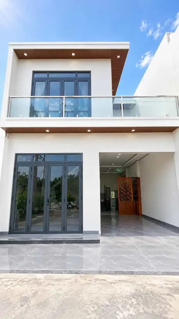 Main-NHÀ LẦU ĐẸP – GIÁ CHỈ 1 TỶ HƠN | GẦN UBND PHƯỜNG TÂN TRIỀU-0