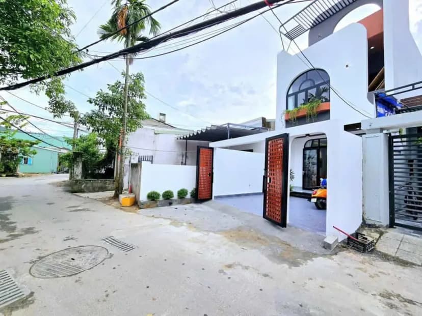 NHÀ LẦU ĐÃ HOÀN THIỆN 95% SỔ RIÊNG GẦN KDL BỬU LONG