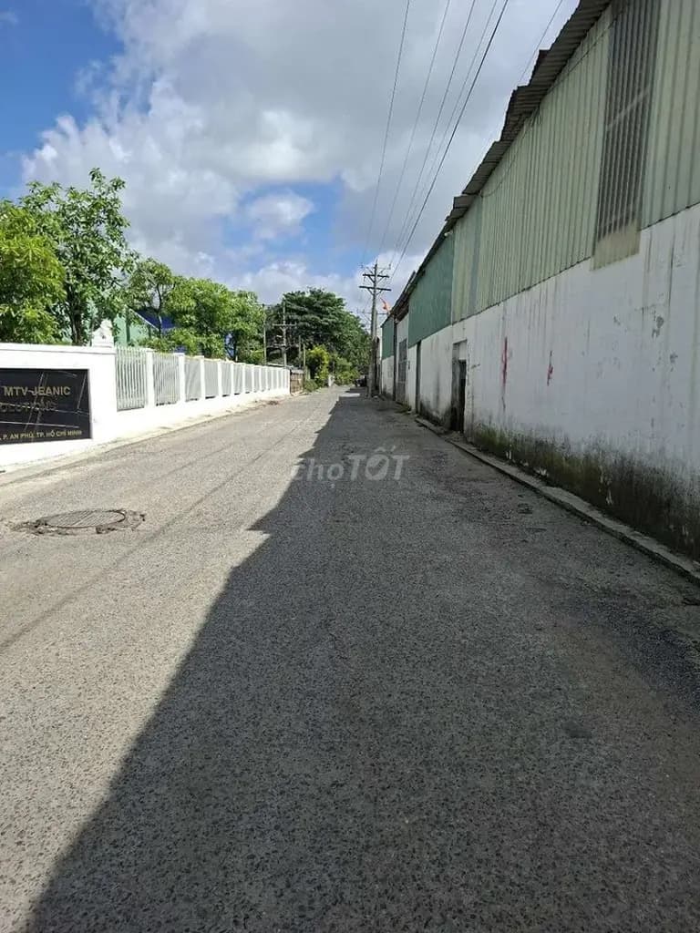 Main-Cho thuê Kho, nhà xưởng 2200m2 giá 100 triệu tại - Chọn - Phường An Phú Thị xã Thuận An Bình Dương-2