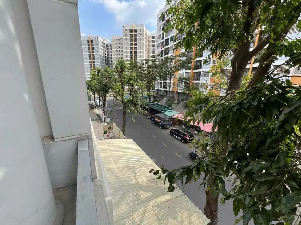 Main-(30 triệu) Chủ gửi căn nhà mặt tiền 1 trệt 2 lầu đường D2 Tăng Nhơn Phú A, diện tích 5x22m, thích hợp kinh doanh đa ngành nghề, đường lộ lớn, khu dân cư đông đúc (0989373766)-4