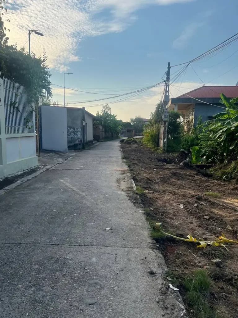 Main-Bán Đất 100m2 có sẵn 100 m2 thổ cư giá 1.6 tỷ tại Xã Phú Cát Huyện Quốc Oai Hà Nội-1