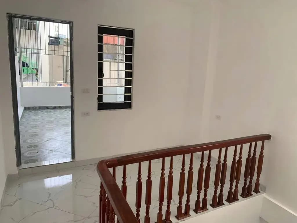 Main-🏡 HÀO NAM – ĐỐNG ĐA – NHÀ NGUYÊN CĂN 3 TẦNG – 3PN – 14 TRIỆU/THÁNG-3