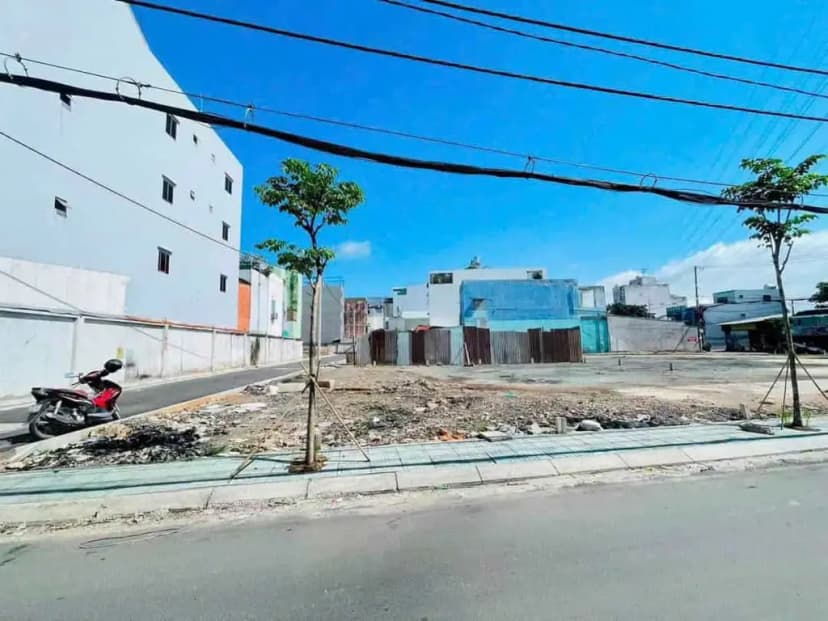 Bán lô đất đường Trần Thị Năm, 4x17m 2 mặt tiền đường nội bộ khu phân lô, Giá 5,1 Tỷ
