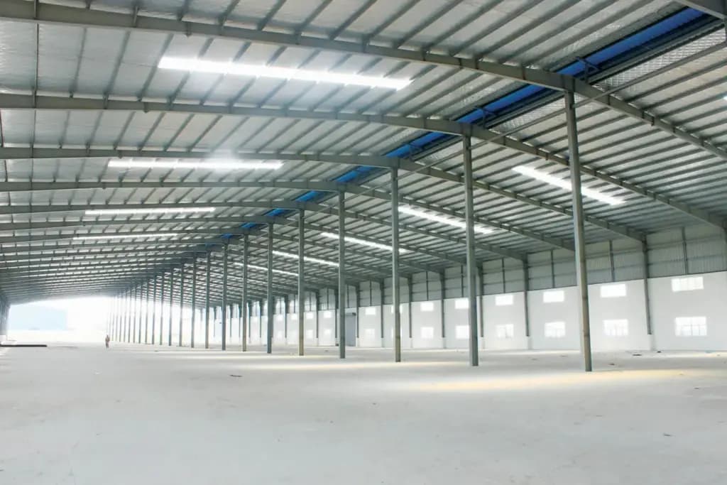 Main-Cho Thuê 04 Nhà Xưởng , 2.800m² - 4.400m² - 2.100m² - 3.500m² - 6.200m² - 2.550m² - 3.300m² - 5.400m² Tiêu Chuẩn Khu Công Nghiệp Sóng Thần 2 Bình Dương-0