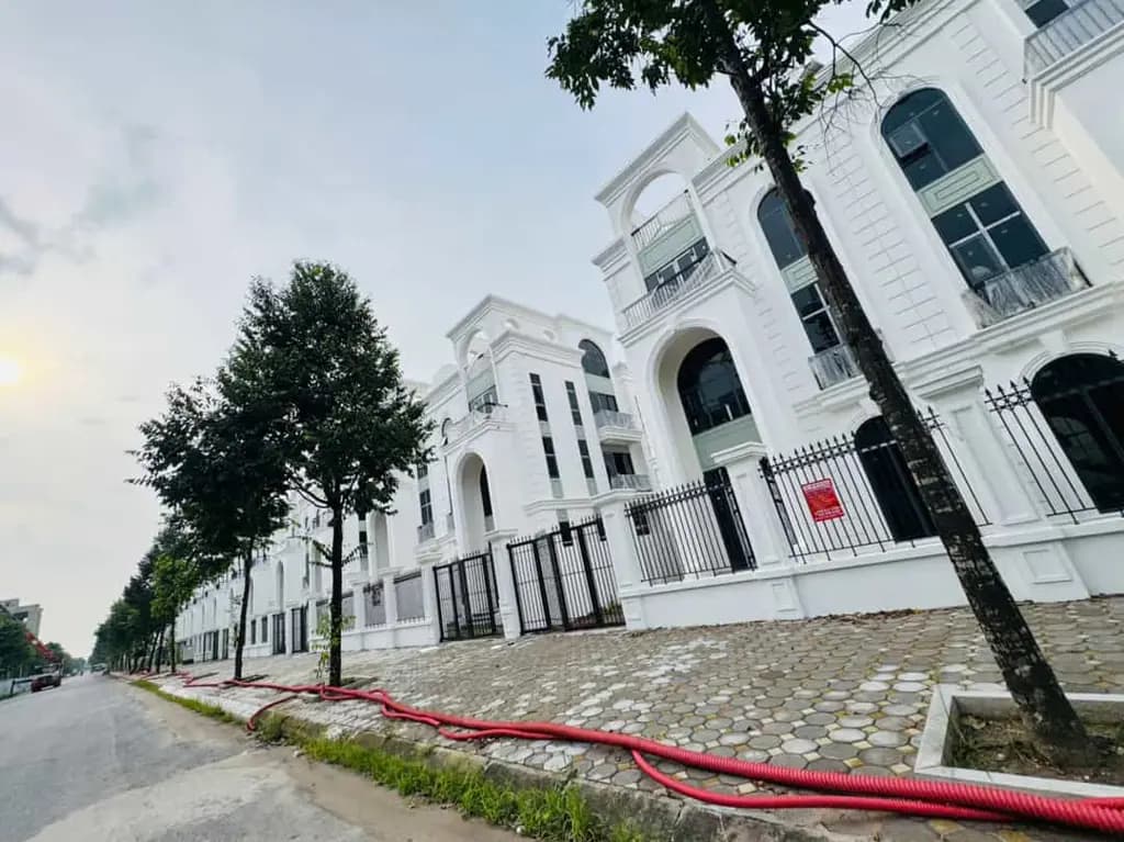 Main-Cho Thuê Biệt Thự Thô Khu B2.2 – Kđt Thanh Hà-5