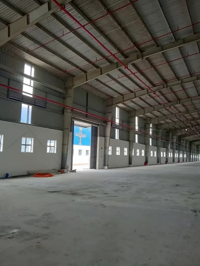 Cho Thuê Nhà Xưởng Tại KCN Bàu Bàng, Lai Uyên, Huyện Bàu Bàng Bình Dương Diện Tích Cho Thuê: 9.000m² - 20.000m2 Cho Thuê Lẻ 2.900m² * 6.500m² / 3.500m² • 2.100m² | 5.400m² - 3.300m² * 2.800m² / 4.400m²