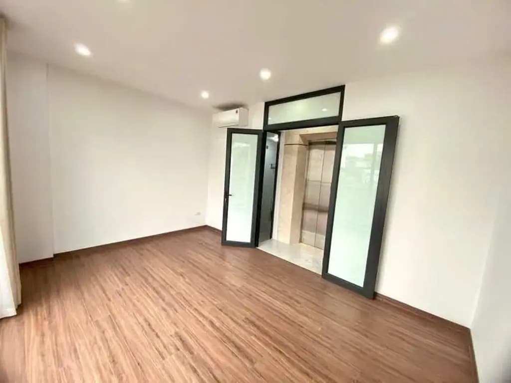 Main-Cho thuê nhà 6 tầng THANG MÁY tại ngõ 279 ĐỘI CẤN, Ba Đình. 25 triệu/tháng. Ưu tiên: Hộ Gia Đình, Văn Phòng, Kinh doanh sạch, KD Onl, Spa.-4