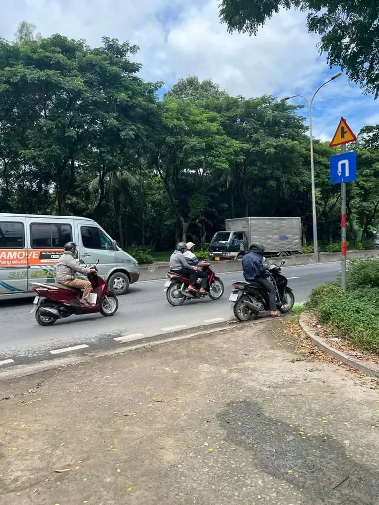Main-CC cho thuê xưởng 2100m2 giá 180 triệu (còn TL) tại Đường Trần Văn Giàu Xã Tân Vĩnh Lộc TP. Hồ Chí Minh-1