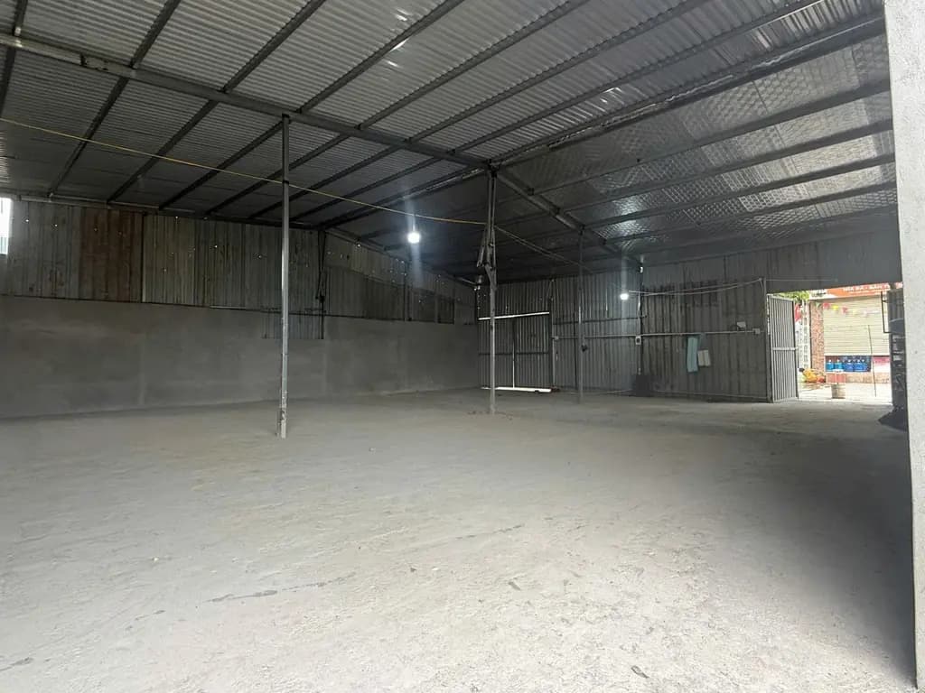 Main-Cho thuê kho xưởng 350m2 + đất trống 1000m2 gần Thanh Hà. Ô tô tải vào. Giá 15tr/tháng-2