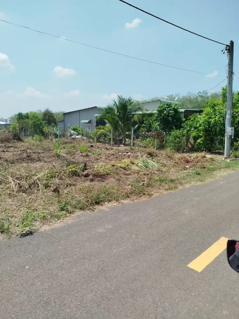Main-Cần bán 2873m2 đất, từ đường nhựa 80m giá chỉ 750tr, xã An Long, TpHCM.-1