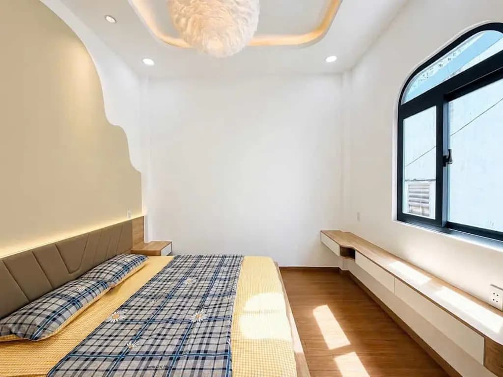Main-NHÀ ĐẸP GẦN CẦU THỦ THIÊM – GIÁP KHU ĐÔ THỊ SALA – FULL NỘI THẤT - 5,99 TỶ-3