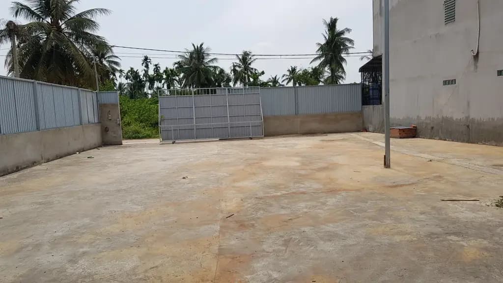 Main-CHO THUÊ NHÀ XƯỞNG ĐƯỜNG VƯỜN LAI AN PHÚ ĐÔNG QUẬN 12 DT: 700M GIÁ 30 TRIÊU LH: 0908561228-1
