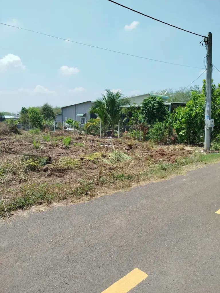 Main-Cần bán 2873m2 đất, từ đường nhựa 80m giá chỉ 750tr, xã An Long, TpHCM.-2