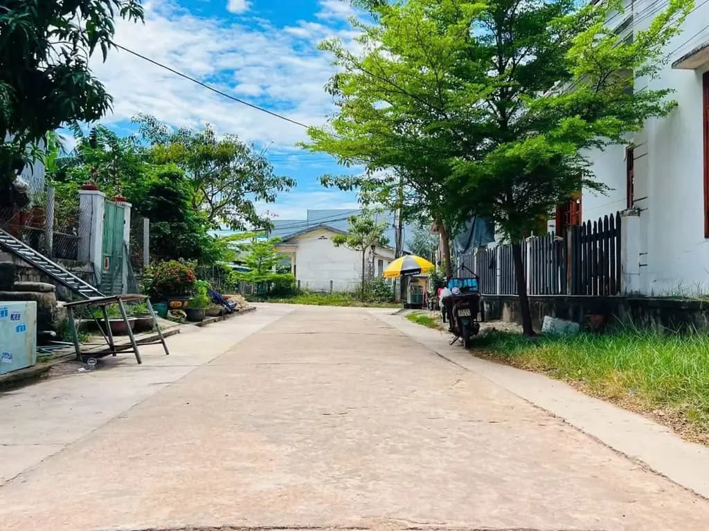 Main-CHỈ NHỈNH 1 TỶ SỞ HỮU NGAY CĂN NHÀ SẴN GẦN SÁT MŨI GÀNH HOÀI HẢI-1