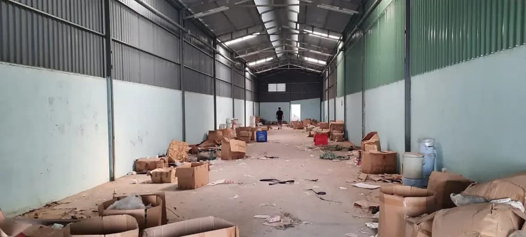Main-NHÀ XƯỞNG CHO THUÊ XÃ XUÂN THỚI THƯƠNG HOC MÔN GIÁ 300M GIÁ 20 TRIÊU LH; 0944977229-1