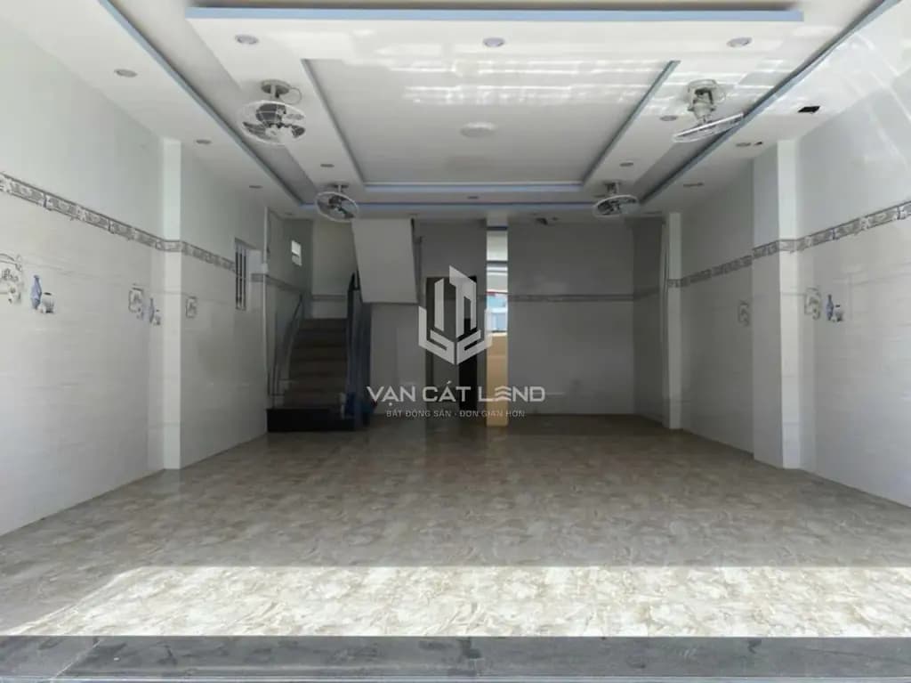 🔥 CHO THUÊ NHÀ NGUYÊN CĂN MẶT TIỀN LÊ LAI, P.3 – 90M² – NGANG 6M – 2PN – 22 TRIỆU/THÁNG 🔥