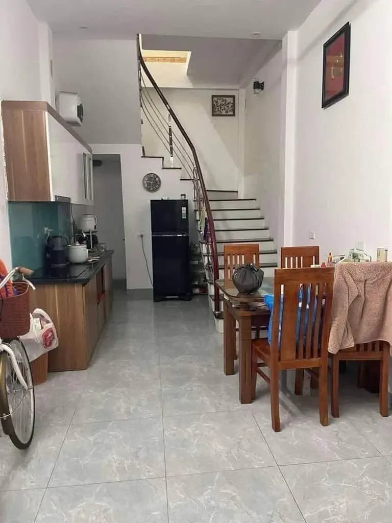 Cho thuê Nhà riêng 4 tầng 3 ngủ giá 9 triệu tại Đường Kim Ngưu Phường Thanh Nhàn Quận Hai Bà Trưng Hà Nội