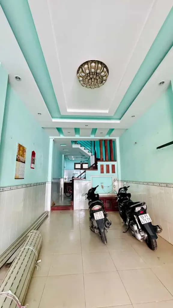 Cho thuê nhà hẻm 373 Lý Thường Kiệt, 3,5x17m, 2 lầu, Giá 17 triệu TL